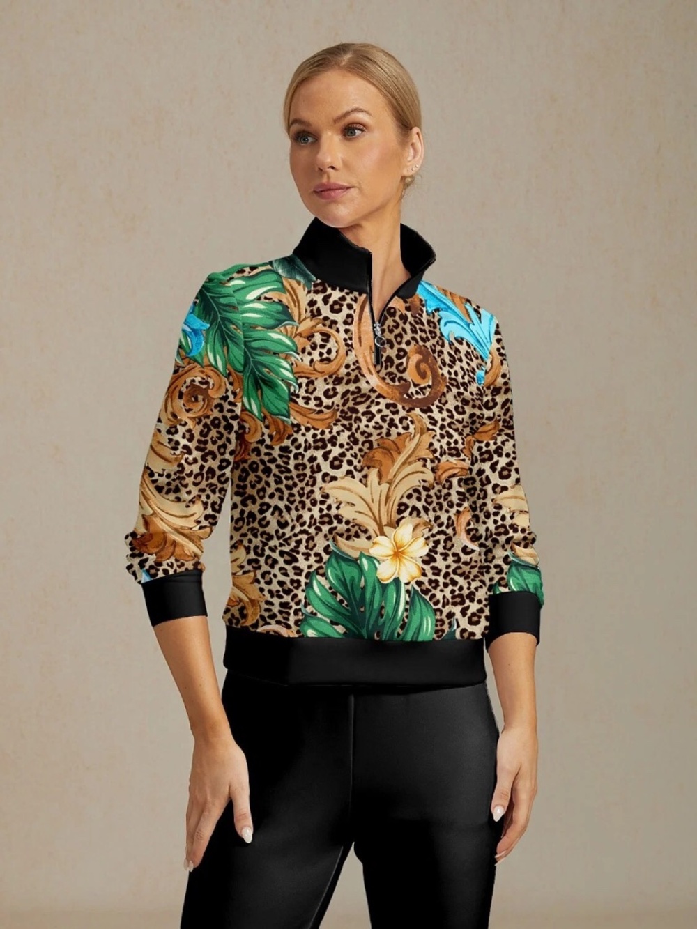 Wildlife Party Golf Sweatshirt